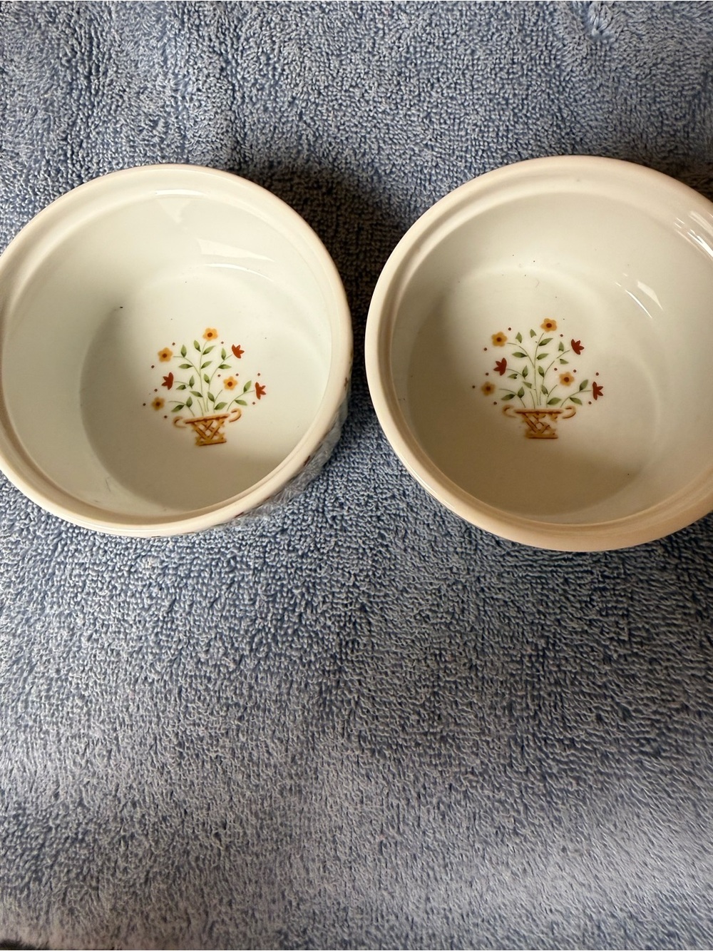Vintage Set of 2  Nantucket Ramekin/ Soufflé bowls.